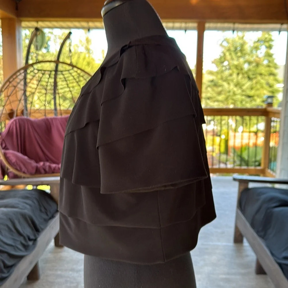 Joseph Ribkoff | Crop Ruffle Short Sleeve Blazer - Picture 3 of 6